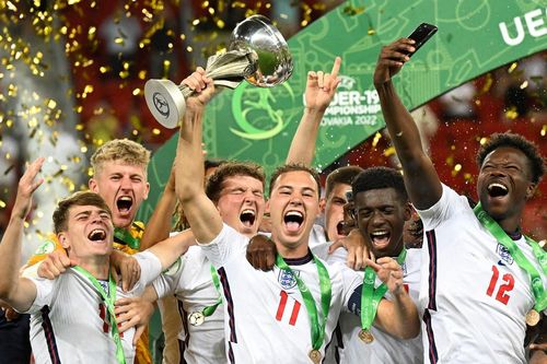 Tuyển Anh vô địch Euro U19