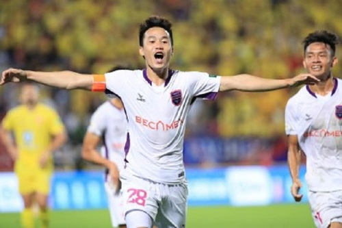 Kết quả vòng 5 V-League: Becamex Bình Dương vươn lên nhì bảng
