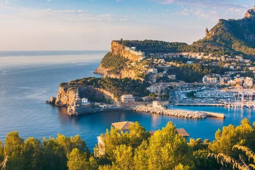 Du lịch Majorca, trải nghiệm cuộc sống 'không ngủ' trong âm nhạc và tiệc tùng