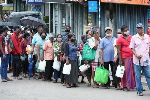 Sri Lanka thiếu tiền thanh toán nhiên liệu, Italy tự tin lấp đầy kho khí đốt