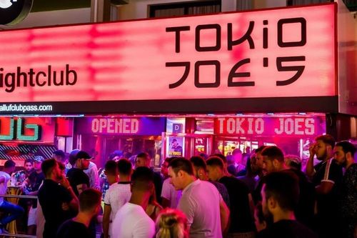 Majorca - thiên đường tiệc tùng xuyên đêm được giới nghệ sĩ, sao hạng A ưa thích