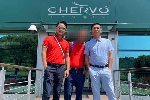 Sự thật về thông tin Hồ Hoài Anh và Hồng Đăng đã đáp chuyến bay về nước