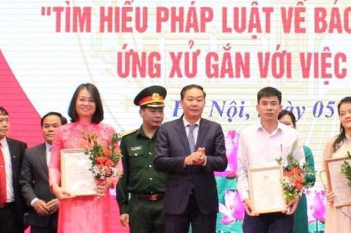 Hà Nội triển khai tổng kết 10 năm thực hiện Luật PBGDPL