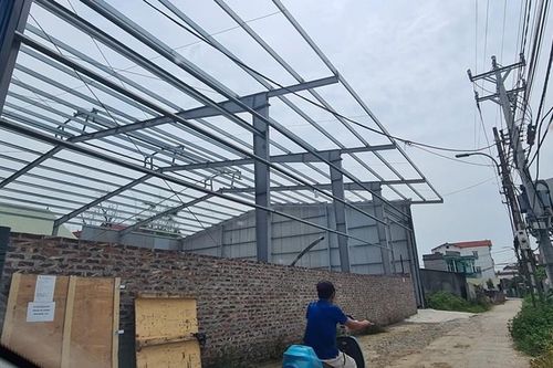 'Hô biến' đất ao thành nhà xưởng trái phép: Hỏi trách nhiệm Chủ tịch xã Bắc Hồng?