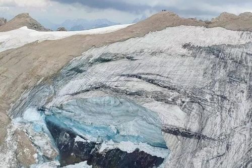 Lở tuyết trên dãy Alps, Ý chôn vùi hàng chục người leo núi