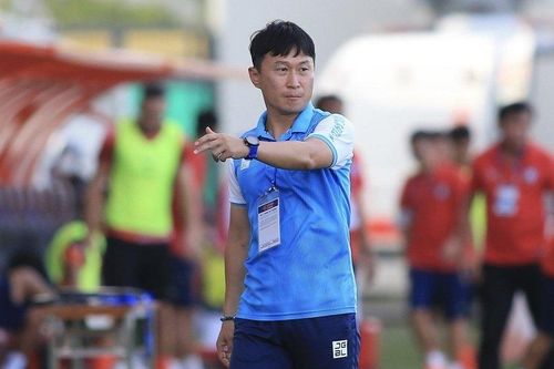 HLV Hà Nội FC: 'Tôi không muốn trả lời câu hỏi về Quang Hải nữa'