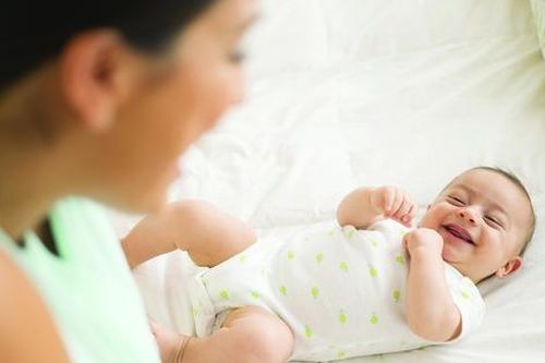 Phụ nữ Mỹ mắc kẹt giữa con cái và công việc