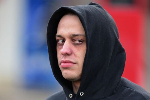 Vì sao Kim Kardashian và nhiều sao nữ hạng A lại si mê Pete Davidson