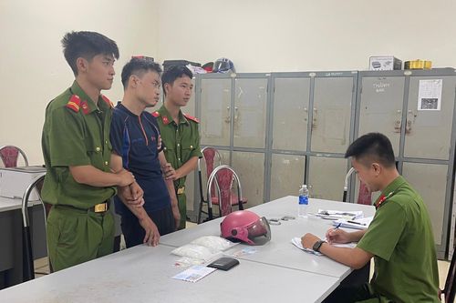 Sơn La: Bắt đối tượng vận chuyển ma túy từ Vân Hồ và bến xe Mỹ Đình để lấy 20 triệu tiền công