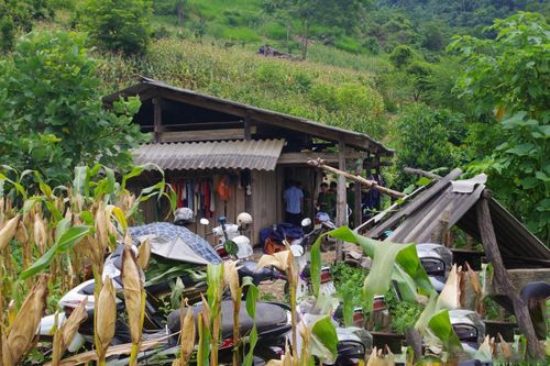 Được cho ngủ lại, gã trai giở trò đồi bại với con gái chủ nhà