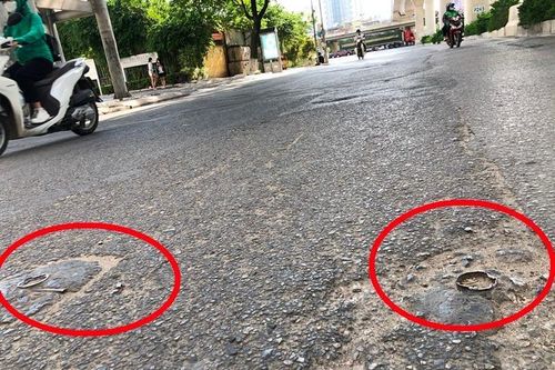 Nhiều 'bãi chông' trên các tuyến phố Hà Nội sau thi công
