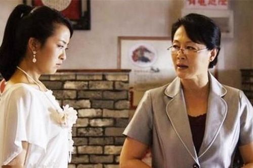 Chán ngán cảnh 'sống chung với mẹ chồng' hà khắc, đến lúc ra ngoài ở riêng lại cảm thấy hối hận vô cùng