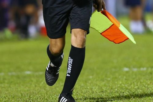 Báo động cho trợ lý trọng tài ở V.League