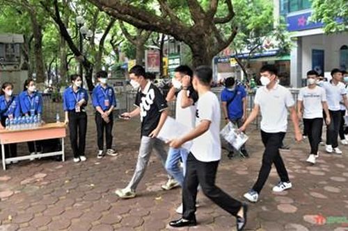 Các điểm thi sẵn sàng cho ngày đầu tiên