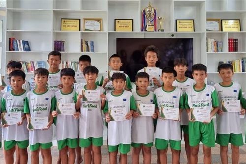 Vượt hơn 4.000 thí sinh, 17 học viên xuất sắc trúng tuyển vào Học viện Nutifood JMG