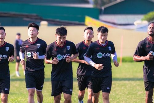 Thay đổi của Sông Lam Nghệ An sẽ phá dớp trước CLB TP Hồ Chí Minh?