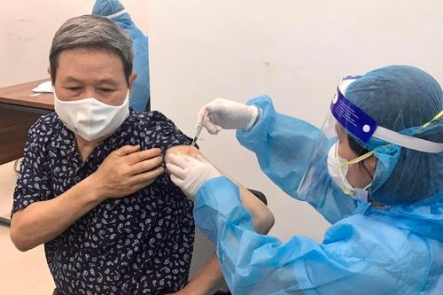 Ghi nhận biến thể BA.4, BA.5, chuyên gia khuyến cáo sớm tiêm mũi nhắc lại