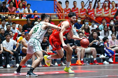 Thang Long Warriors tiếp tục đánh bại Cantho Catfish