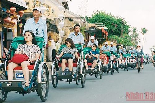 Quảng Nam đạt tốc độ tăng trưởng kinh tế 12,8%