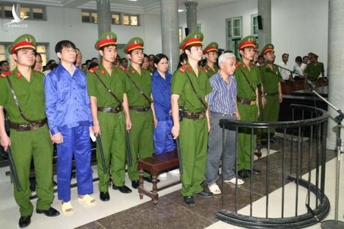 Kỳ 1: Hành trình lật mặt nạ 'bầu' Kiên