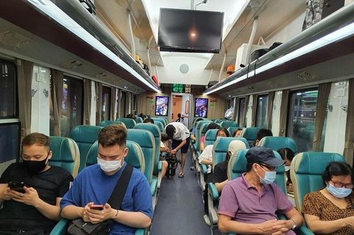 Đường sắt đưa vào hoạt động toa chất lượng cao tuyến Hà Nội - Hải Phòng