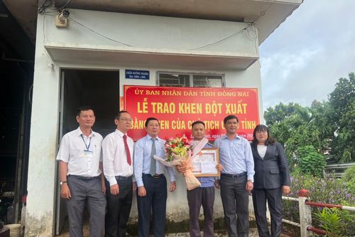 Đồng Nai: Trao Bằng khen cho nhân viên đường sắt dũng cảm cứu người