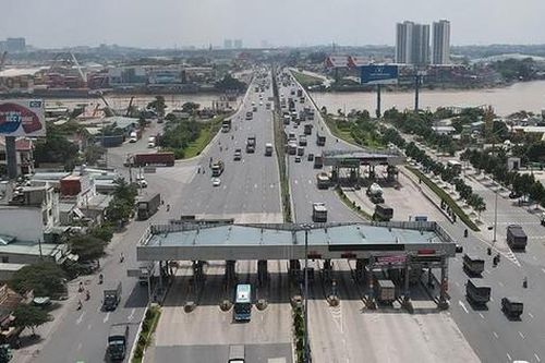 Đồng Nai kiến nghị tháo dỡ các 'lô cốt' án ngữ trên Quốc lộ