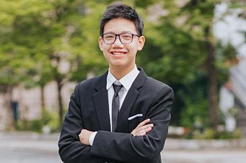 Nam sinh duy nhất đạt 10 điểm Toán chuyên của Hà Nội