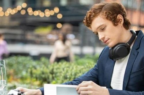 Dành cho thí sinh thi IELTS: 7 bí kíp bạn cần lưu ý để bài nghe IELTS đạt điểm cao nhất
