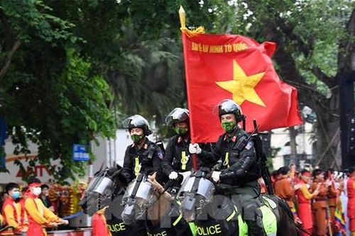 Tưng bừng kỷ niệm 60 năm Ngày truyền thống lực lượng Cảnh sát nhân dân