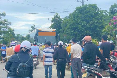 Người đàn ông tử vong trên xe khách khi từ Thái Bình vào Đắk Lắk