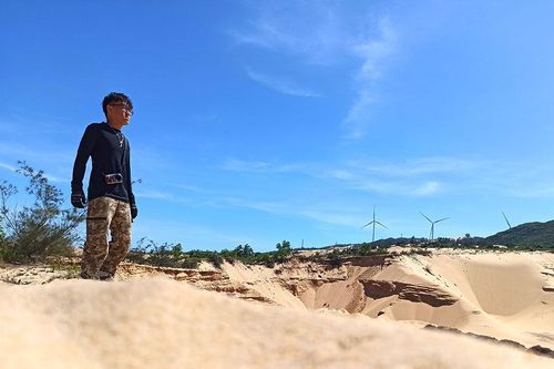 Chàng trai phượt xuyên Việt 21 ngày kể sự cố nổi da gà ở Quảng Ngãi
