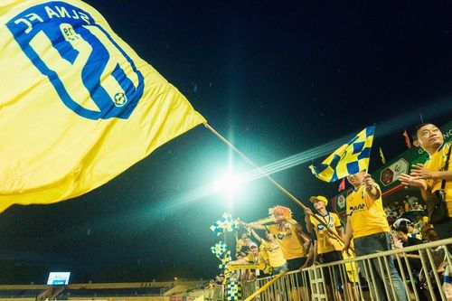 'Chảo lửa' thành Vinh dậy sóng trong ngày V.League quay trở lại