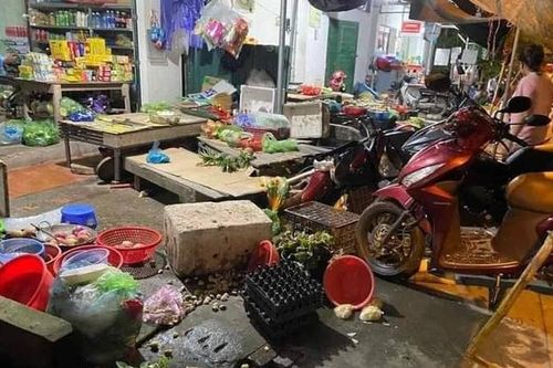Xe SH gây tai nạn kinh hoàng, tài xế và một bé 8 tháng tuổi tử vong