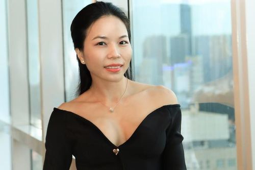 Người phụ nữ Việt đầu tiên giành Quán quân Người mẫu Bikini Toàn năng WNGP