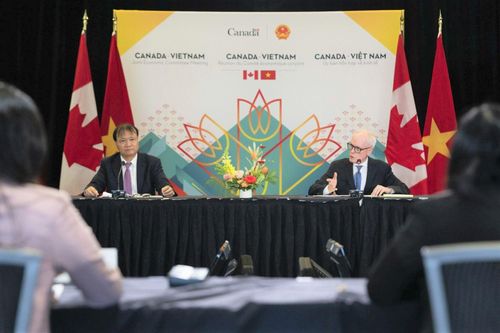 Việt Nam – Canada đẩy mạnh hợp tác kinh tế thương mại, đầu tư