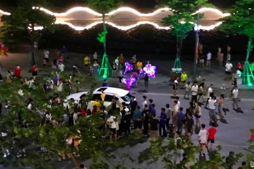 Tài xế say xỉn 'thông chốt' điều khiển ô tô vào phố đi bộ Vinh, bị phạt nặng