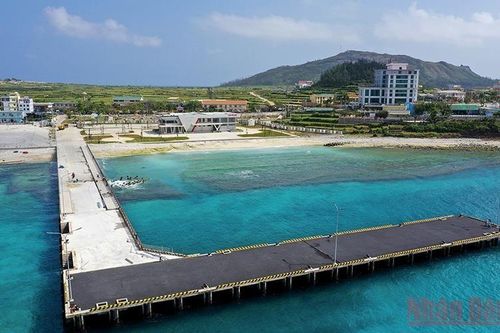 Quảng Ngãi khai thác thử nghiệm cảng Bến Đình ở Lý Sơn
