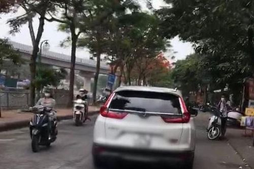 Công an Hà Nội phạt nguội tài xế đi vào đường cấm từ hình ảnh người dân cung cấp