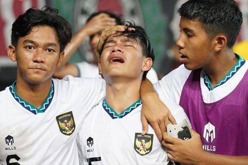 Bị loại sớm, HLV Shin Tae Yong nói Việt Nam và Thái Lan sợ Indonesia nên đá xấu