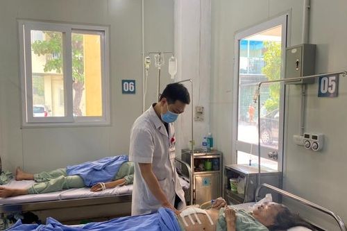 Ăn thịt lợn nhiễm bệnh, một người phải cắt bỏ ruột non