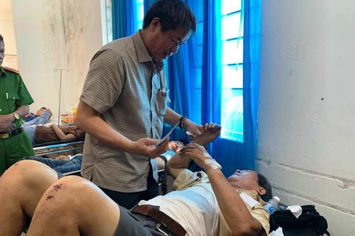 Tin mới nhất vụ xe tải đâm xe khách, 3 người tử vong ở Khánh Hòa