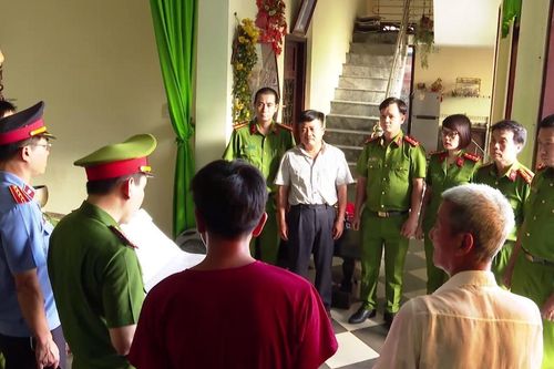Bắt đối tượng mua khống hàng nghìn hóa đơn xăng dầu