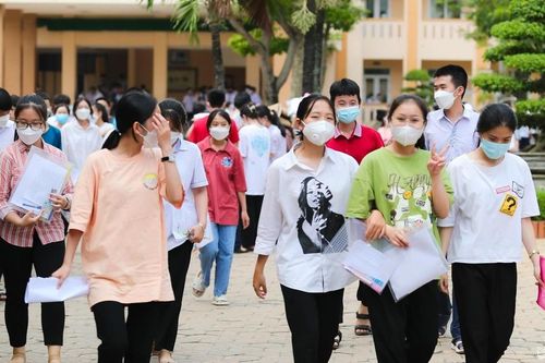 Nghệ An: Nhiều trường THPT tiếp tục công bố điểm trúng tuyển lớp 10