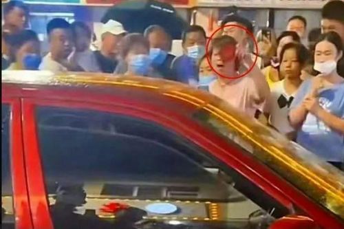 Dậy sóng mạng: Vợ cầm giấy kết hôn chạy 50km bắt quả tang chồng ngoại tình