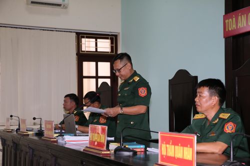 Trùm buôn lậu tiếp cận bằng tiền, cựu tướng quân đội... gục ngã