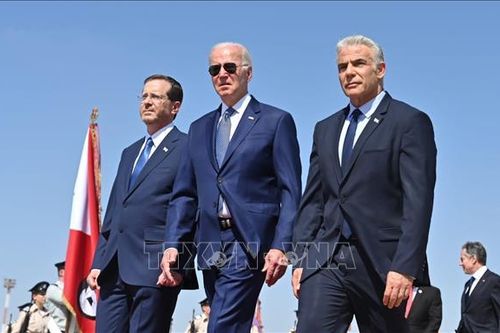 Tổng thống Mỹ đến Israel, bắt đầu chuyến thăm chính thức Trung Đông