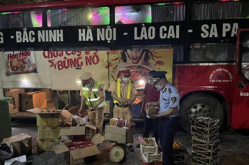 Quảng Ninh: Phát hiện gần 1 tạ chân gà không rõ nguồn gốc