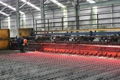 Tiếp nhận hồ sơ gia hạn biện pháp tự vệ với sản phẩm thép trước 13/8