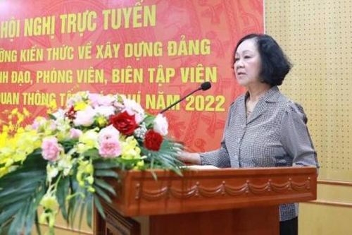Bồi dưỡng kiến thức xây dựng Đảng cho nhà báo
